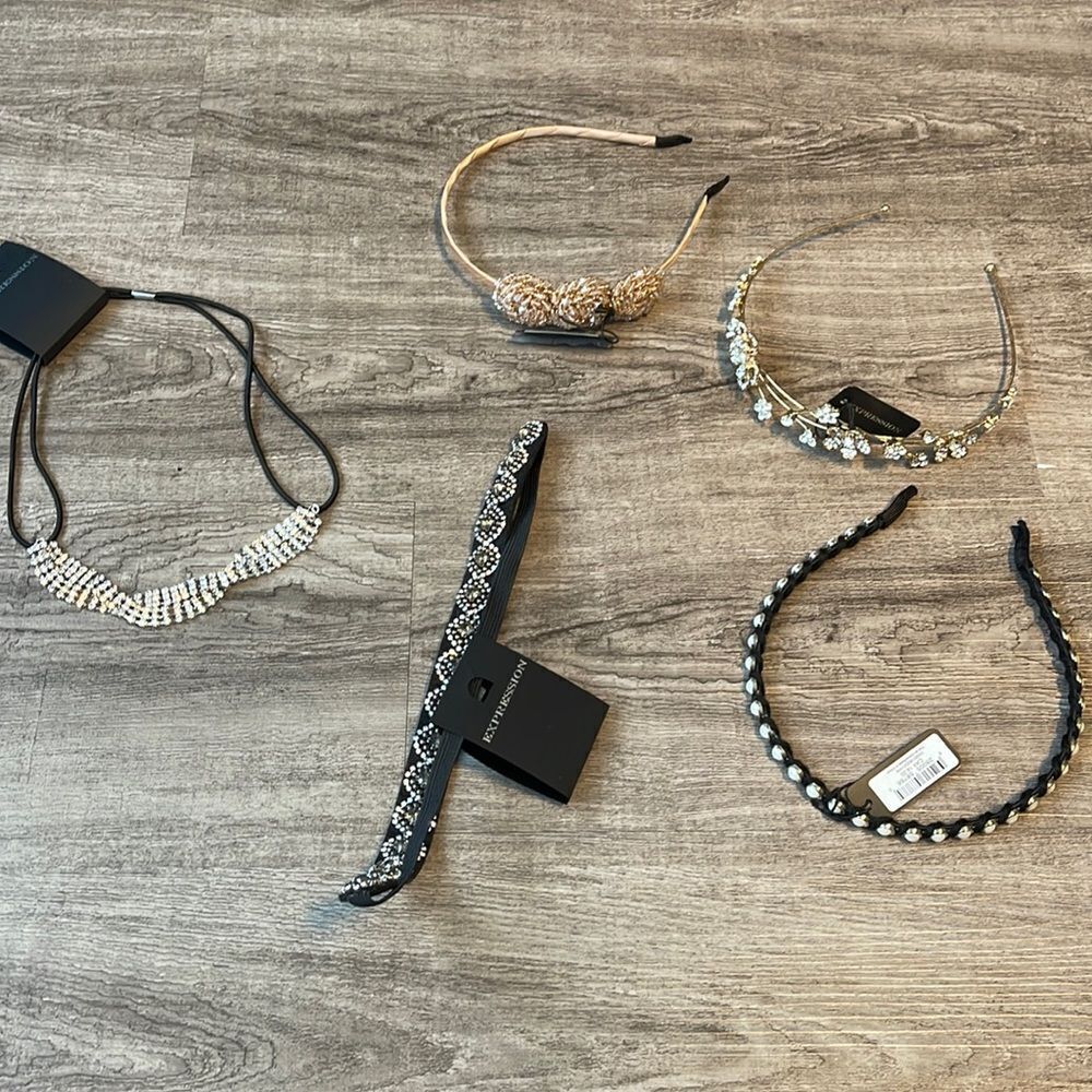 Hair Jewelry. NEW. From Hudson Bay set of 5
